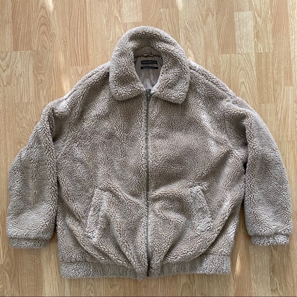 SOLD // OVERSIZED FAUX SHERPA ZIP-UP JACKET - Picture 8 of 9